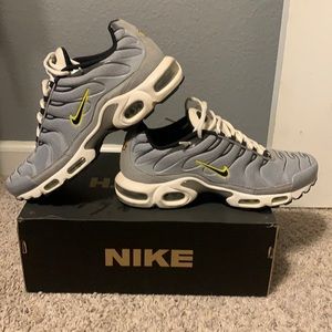 NIKE AIR MAX PLUS SHOES. Men’s Size 11.5. WORN OUT OF THE STORE. NO BOX.